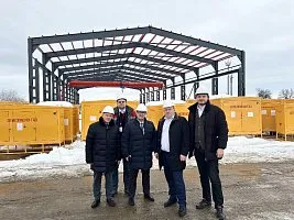 Завод «Экс-Форма» с рабочим визитом посетил заместитель Председателя Правительства области — министр промышленности и энергетики Михаил Николаевич Торгашин